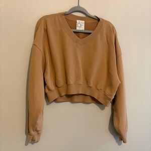 Aerie Offline Oversized Crop V Neck Camel Sweatshirt sz M Medium